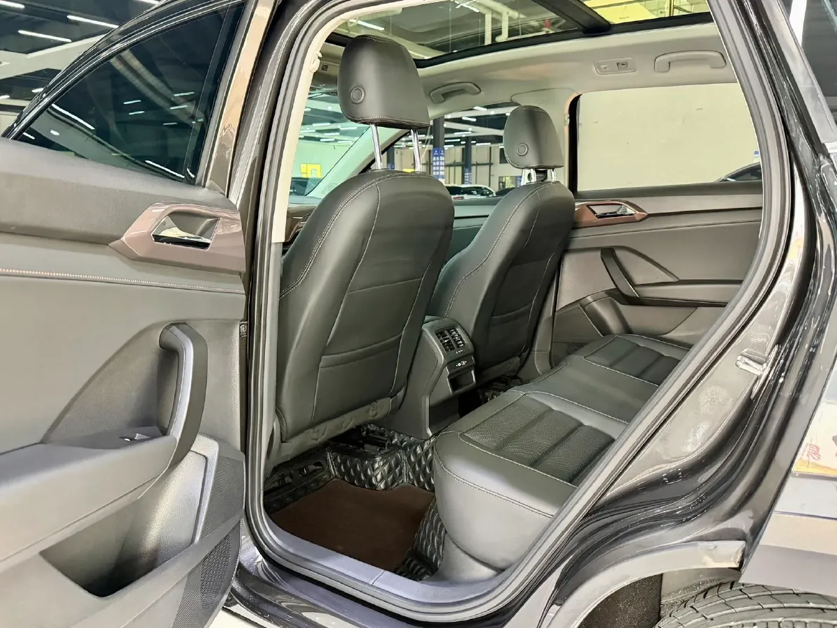 2022 Volkswagen Tharu 1.4T 150HP L4 7DCT,autocango,china used car exporter,china ev exporter,chinese used car exporter,chinese used ev exporter