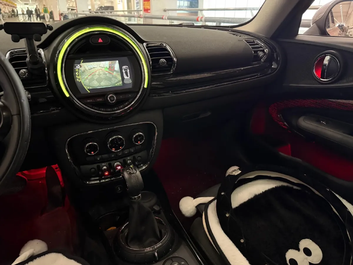 2016 MINI CLUBMAN 1.5T 136HP L3 6AT,autocango,china used car exporter,china ev exporter,chinese used car exporter,chinese used ev exporter