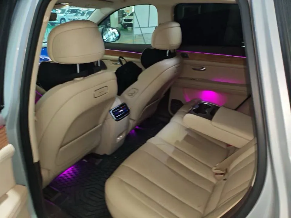 2024 Jaguar E-PACE 1.5T 200HP L3 8AT,autocango,china used car exporter,china ev exporter,chinese used car exporter,chinese used ev exporter