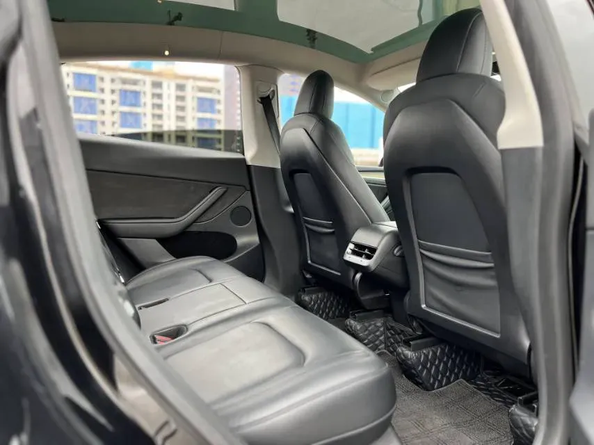 2022 Tesla Model Y BEV 60KWH,autocango,china used car exporter,china ev exporter,chinese used car exporter,chinese used ev exporter