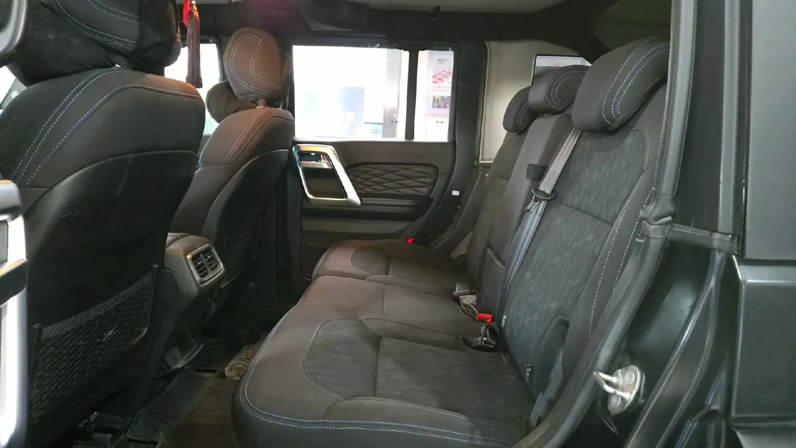 2021 Beijing BJ40 2.0T 163HP L4 8AT,autocango,china used car exporter,china ev exporter,chinese used car exporter,chinese used ev exporter