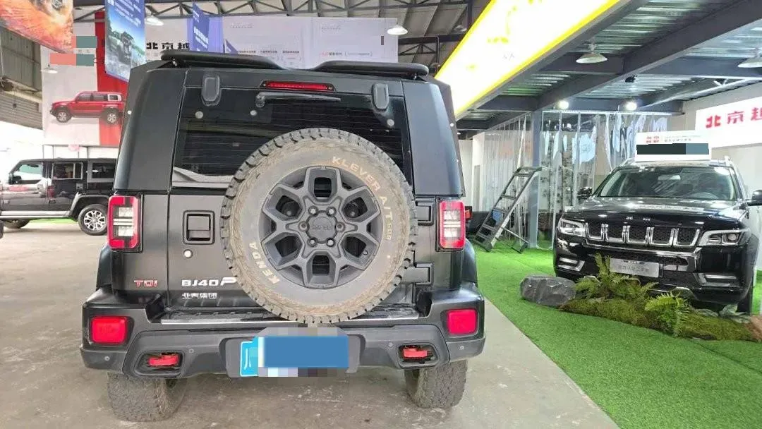 2021 Beijing BJ40 2.0T 163HP L4 8AT,autocango,china used car exporter,china ev exporter,chinese used car exporter,chinese used ev exporter