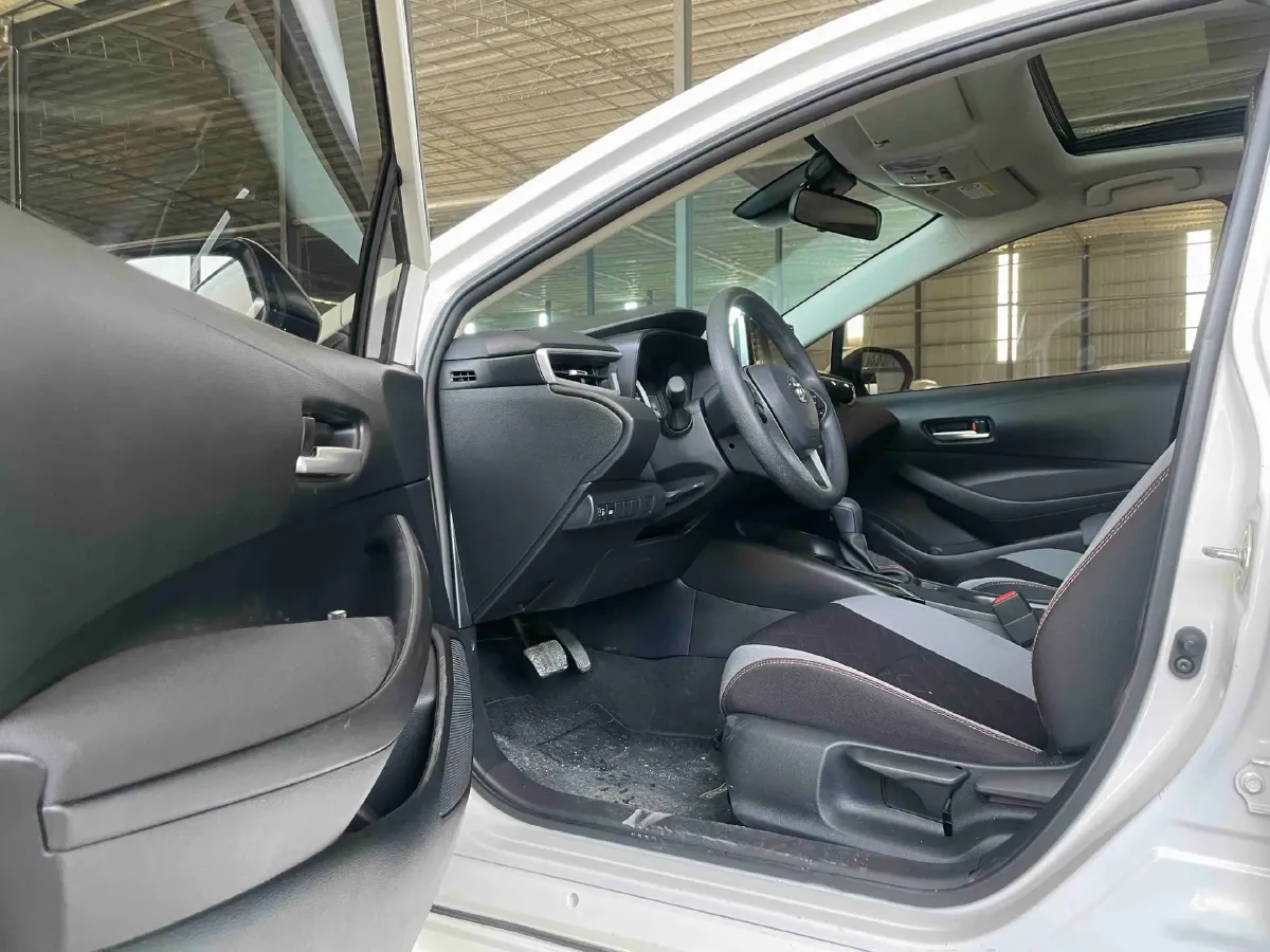 2021 Toyota Corolla 1.2T 116HP L4 CVT,autocango,china used car exporter,china ev exporter,chinese used car exporter,chinese used ev exporter