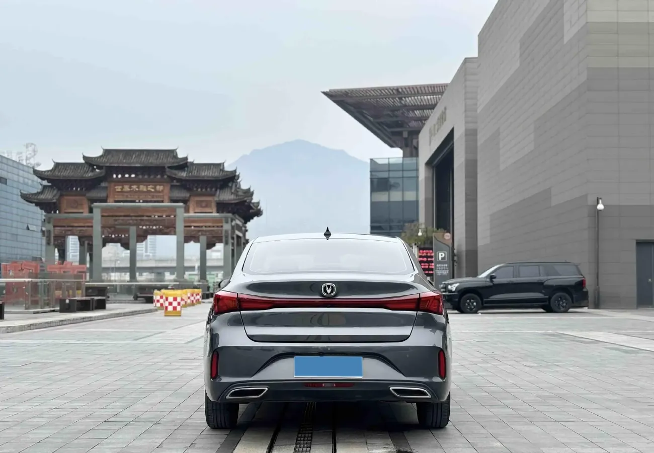 2023 ChangAn Eado 1.4T 160HP L4 7DCT,autocango,china used car exporter,china ev exporter,chinese used car exporter,chinese used ev exporter