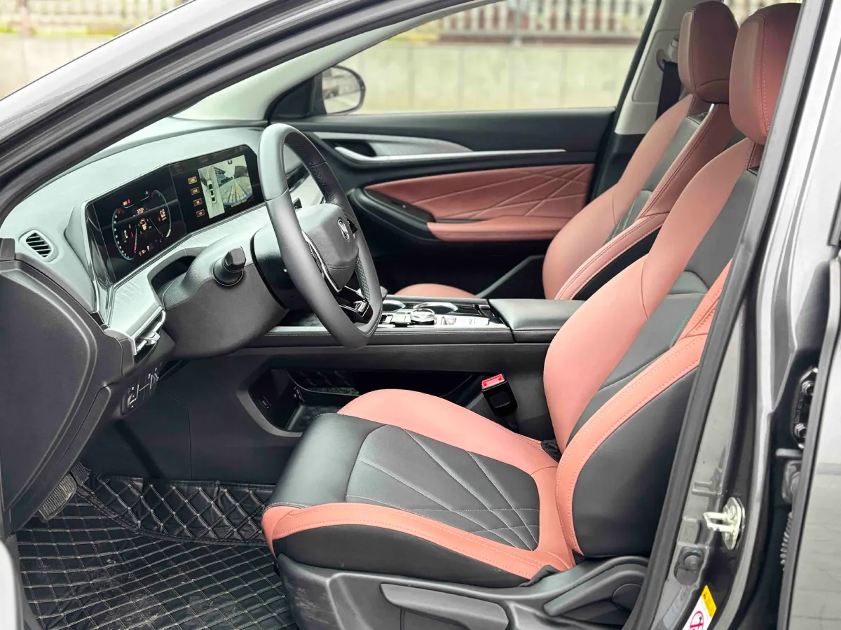 2023 ChangAn Eado 1.4T 160HP L4 7DCT,autocango,china used car exporter,china ev exporter,chinese used car exporter,chinese used ev exporter