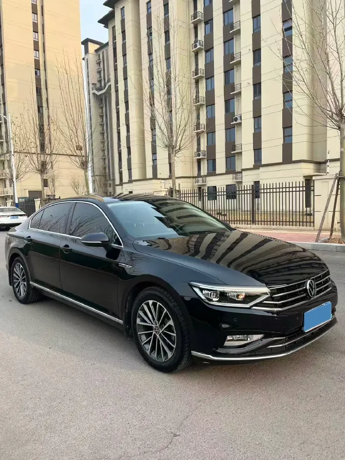 2020 Volkswagen Magotan 2.0T 186HP L4 7DCT,autocango,china used car exporter,china ev exporter,chinese used car exporter,chinese used ev exporter