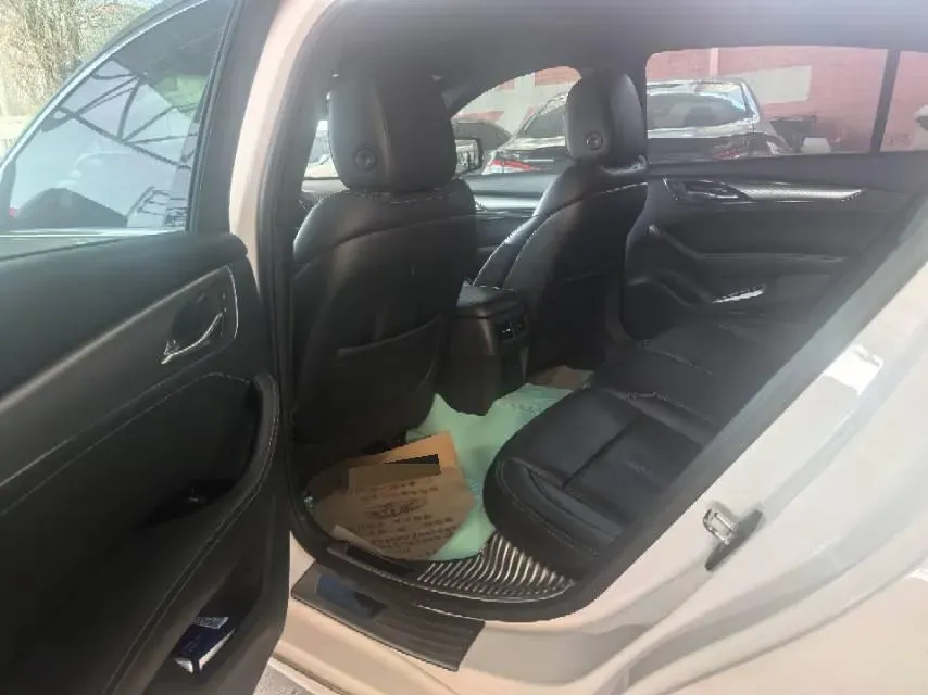 2022 Cadillac CT5 2.0T 237HP L4 10AT,autocango,china used car exporter,china ev exporter,chinese used car exporter,chinese used ev exporter