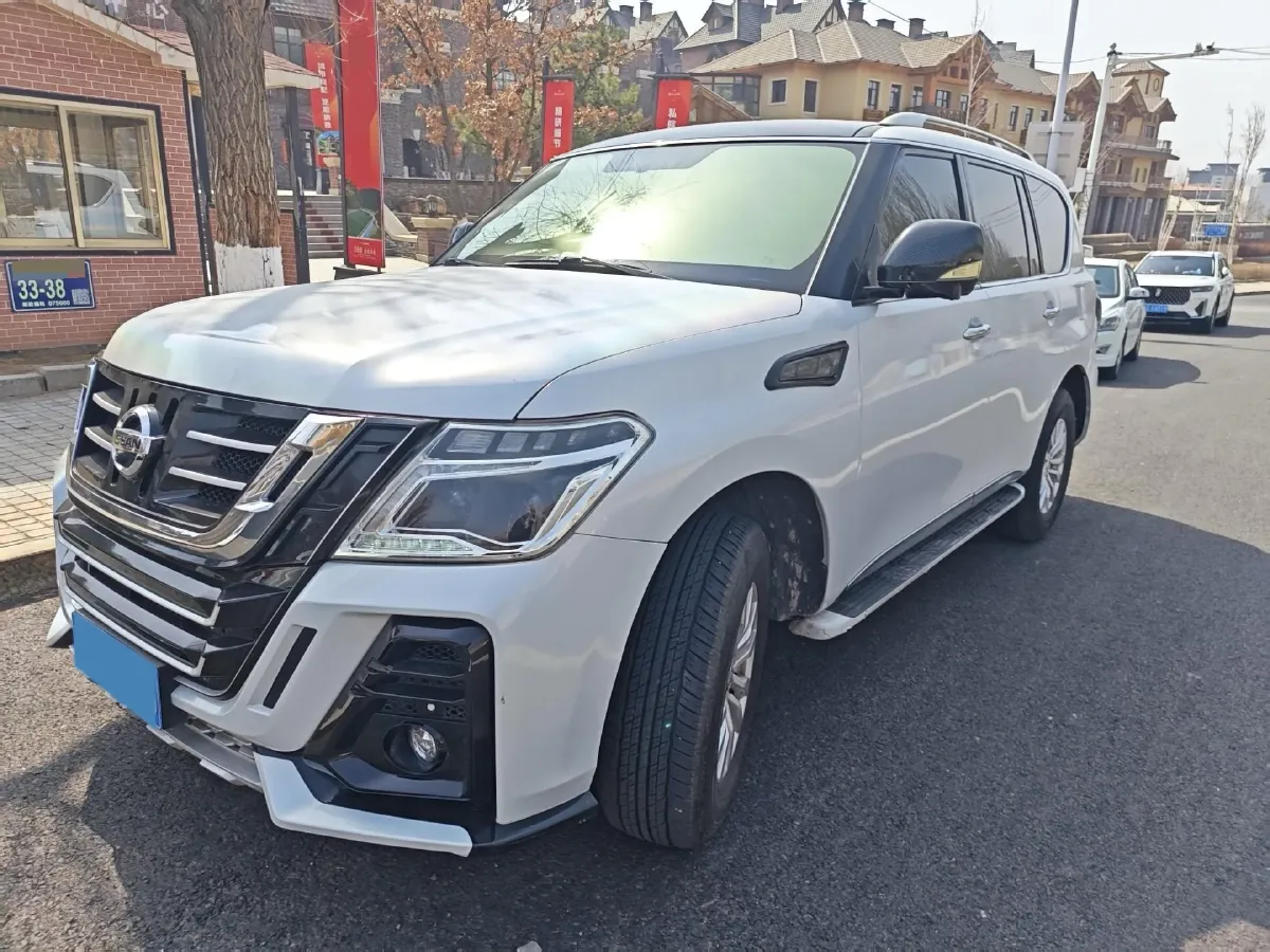 2018 Nissan Patrol 4.0L 279HP V6 7AT,autocango,china used car exporter,china ev exporter,chinese used car exporter,chinese used ev exporter