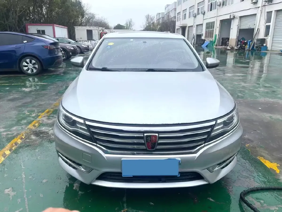 2017 Roewe i6 1.0T 125HP L3 7DCT,autocango,china used car exporter,china ev exporter,chinese used car exporter,chinese used ev exporter