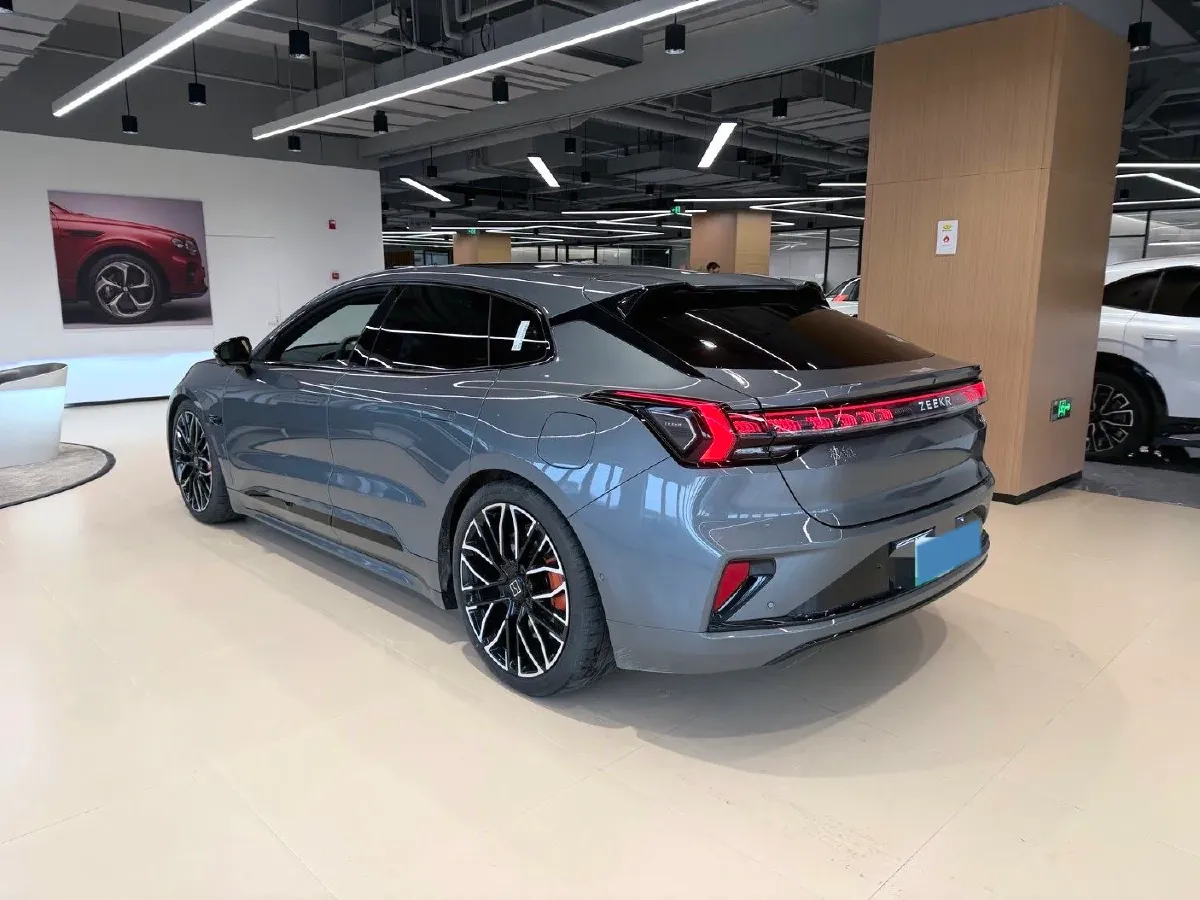 2025 Zeekr 001 BEV 100KWH,autocango,china used car exporter,china ev exporter,chinese used car exporter,chinese used ev exporter