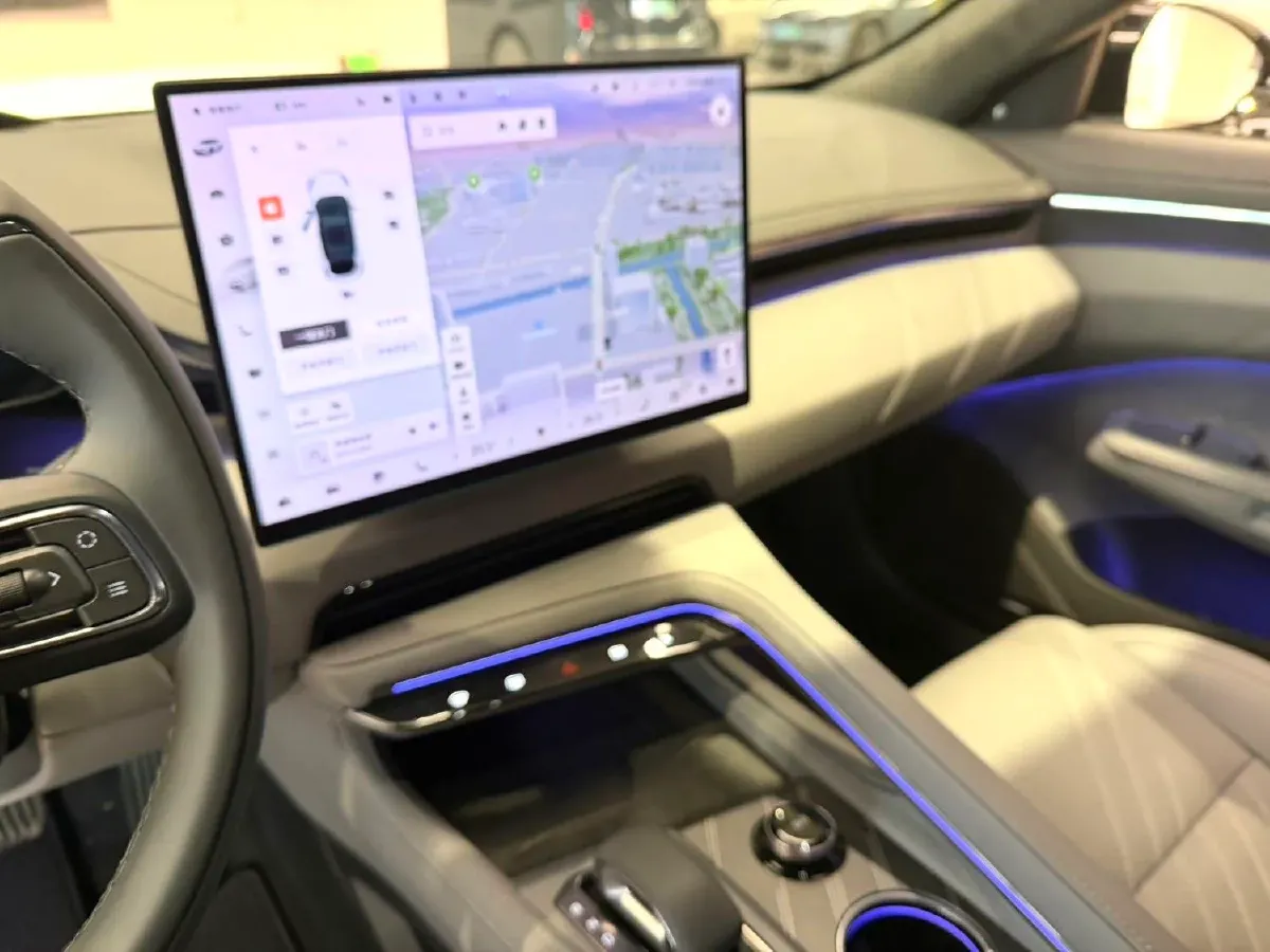 2025 Zeekr 001 BEV 100KWH,autocango,china used car exporter,china ev exporter,chinese used car exporter,chinese used ev exporter