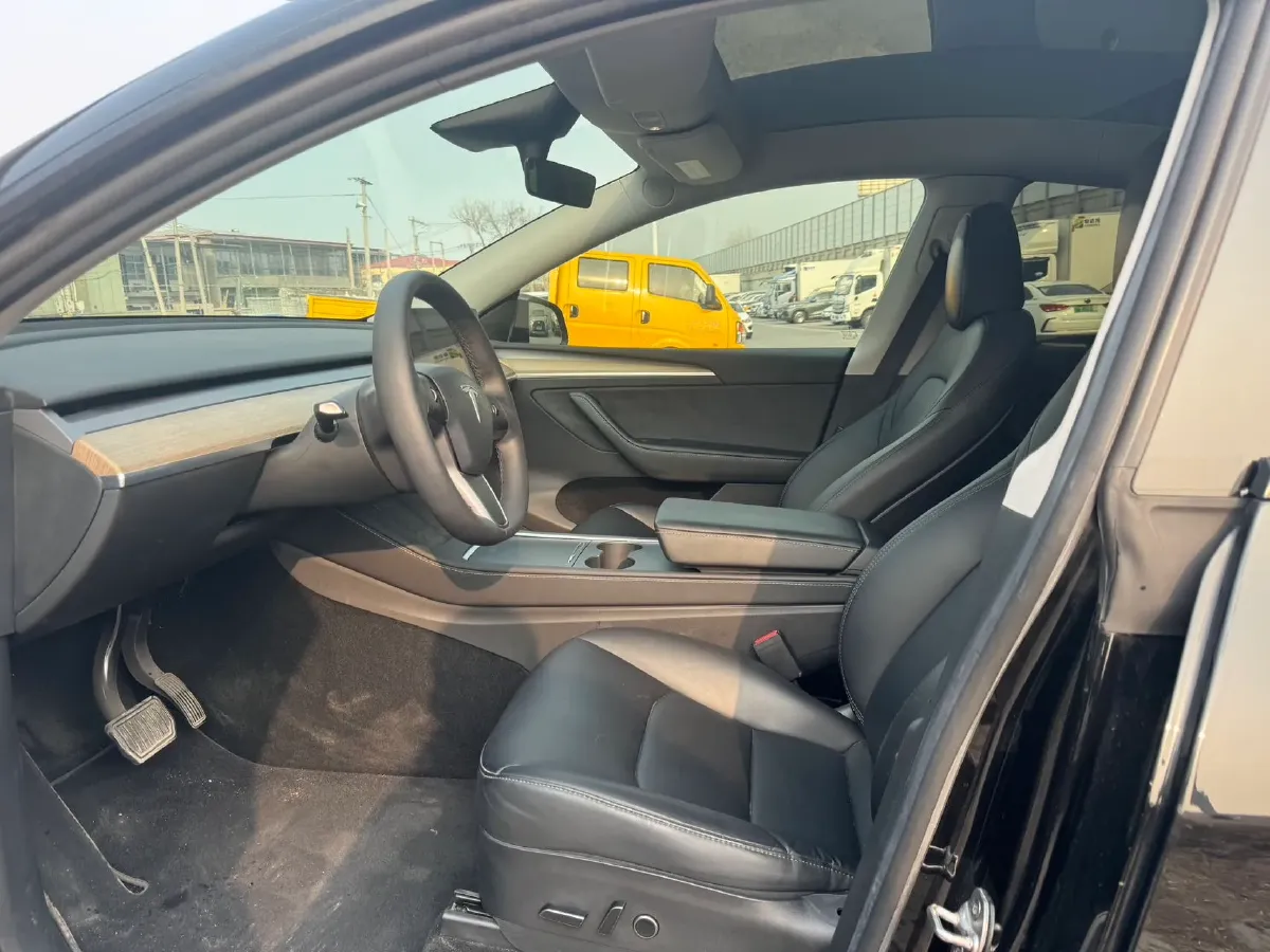 2022 Tesla Model Y BEV 60KWH,autocango,china used car exporter,china ev exporter,chinese used car exporter,chinese used ev exporter