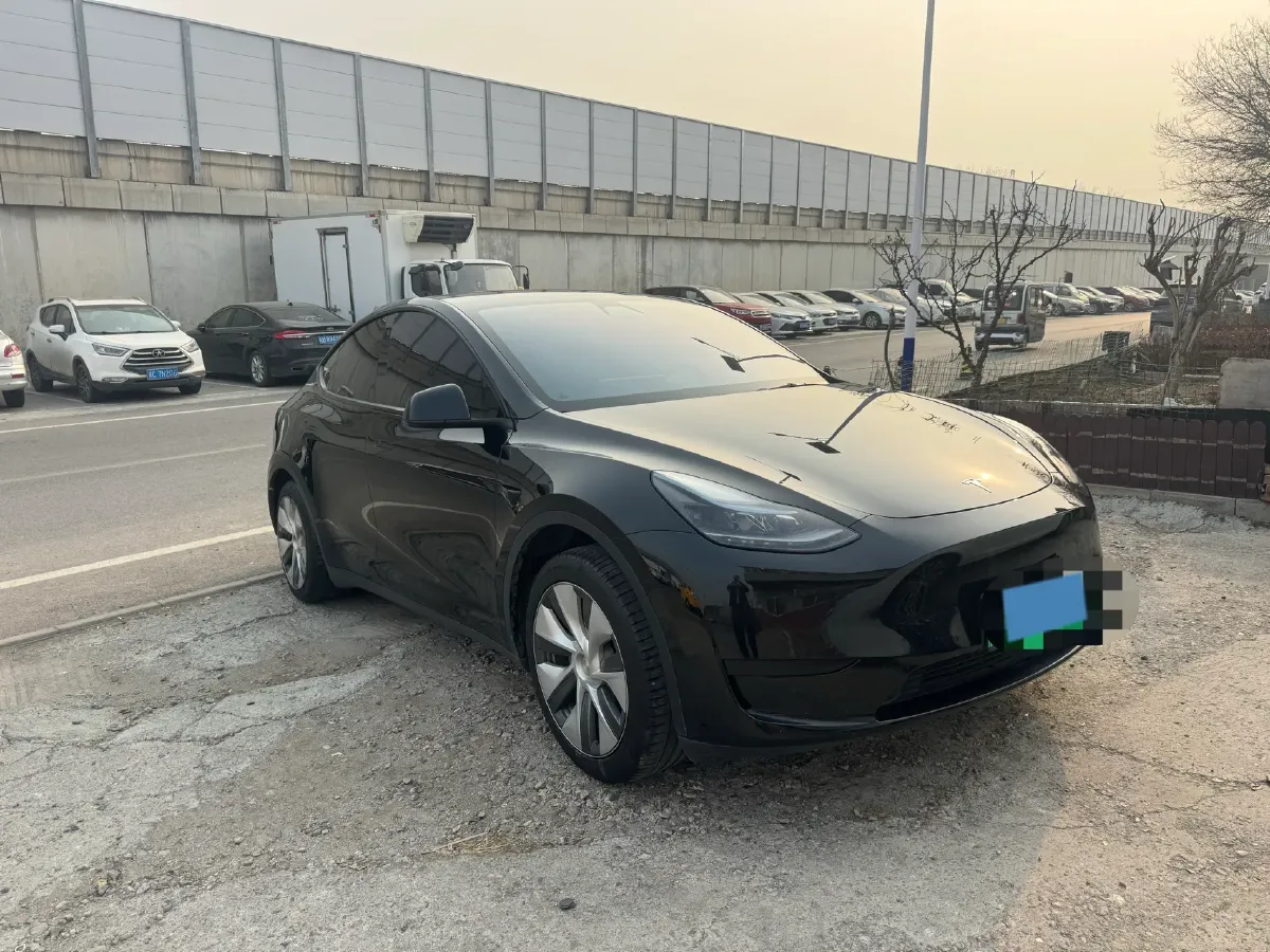 2022 Tesla Model Y BEV 60KWH,autocango,china used car exporter,china ev exporter,chinese used car exporter,chinese used ev exporter