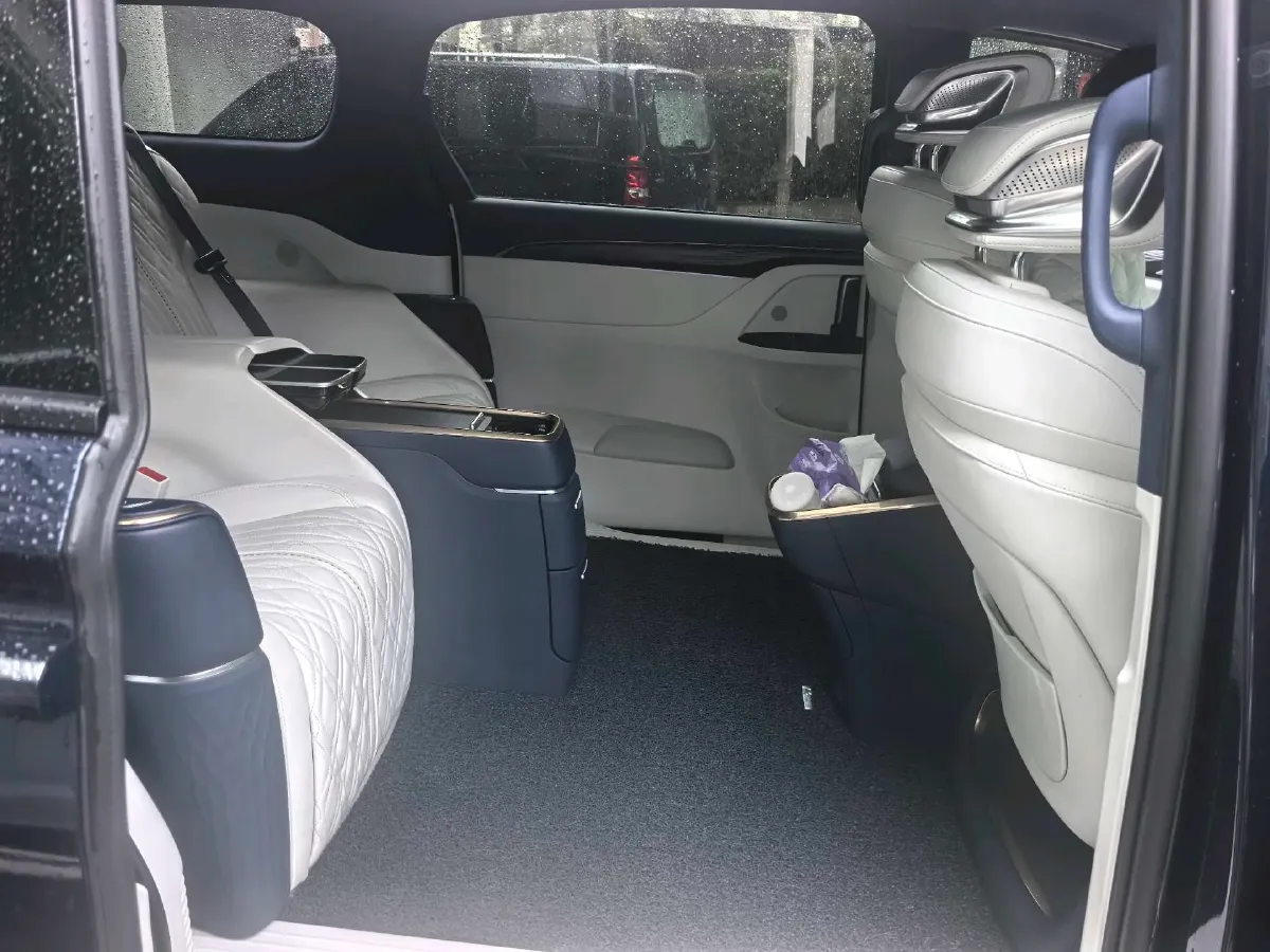 2020 Buick GL8 2.0T 237HP L4 9AT,autocango,china used car exporter,china ev exporter,chinese used car exporter,chinese used ev exporter