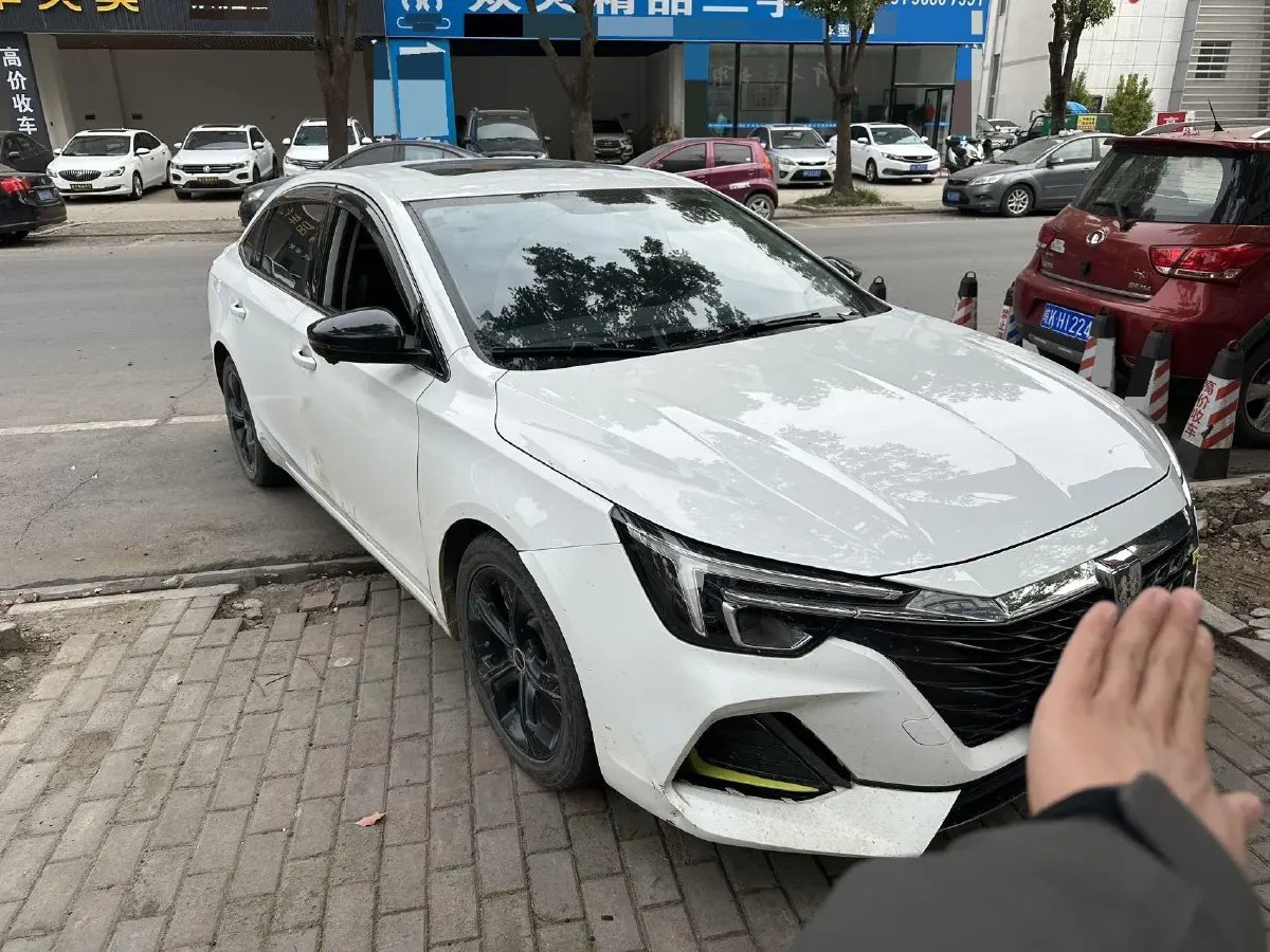 2020 Roewe i6 MAX 1.5T 169HP L4 AMT PHEV,autocango,china used car exporter,china ev exporter,chinese used car exporter,chinese used ev exporter