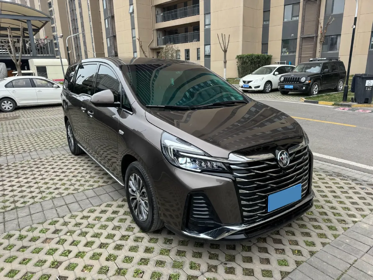 2021 Buick GL8 2.0T 237HP L4 9AT,autocango,china used car exporter,china ev exporter,chinese used car exporter,chinese used ev exporter