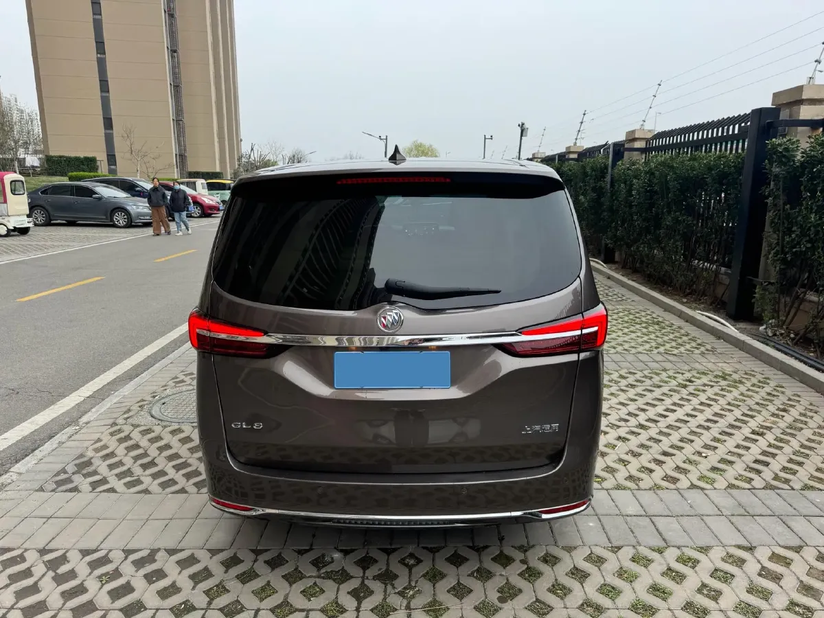 2021 Buick GL8 2.0T 237HP L4 9AT,autocango,china used car exporter,china ev exporter,chinese used car exporter,chinese used ev exporter