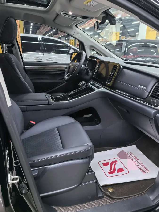 2023 GAC Trumpchi M8 2.0T 252HP L4 8AT,autocango,china used car exporter,china ev exporter,chinese used car exporter,chinese used ev exporter