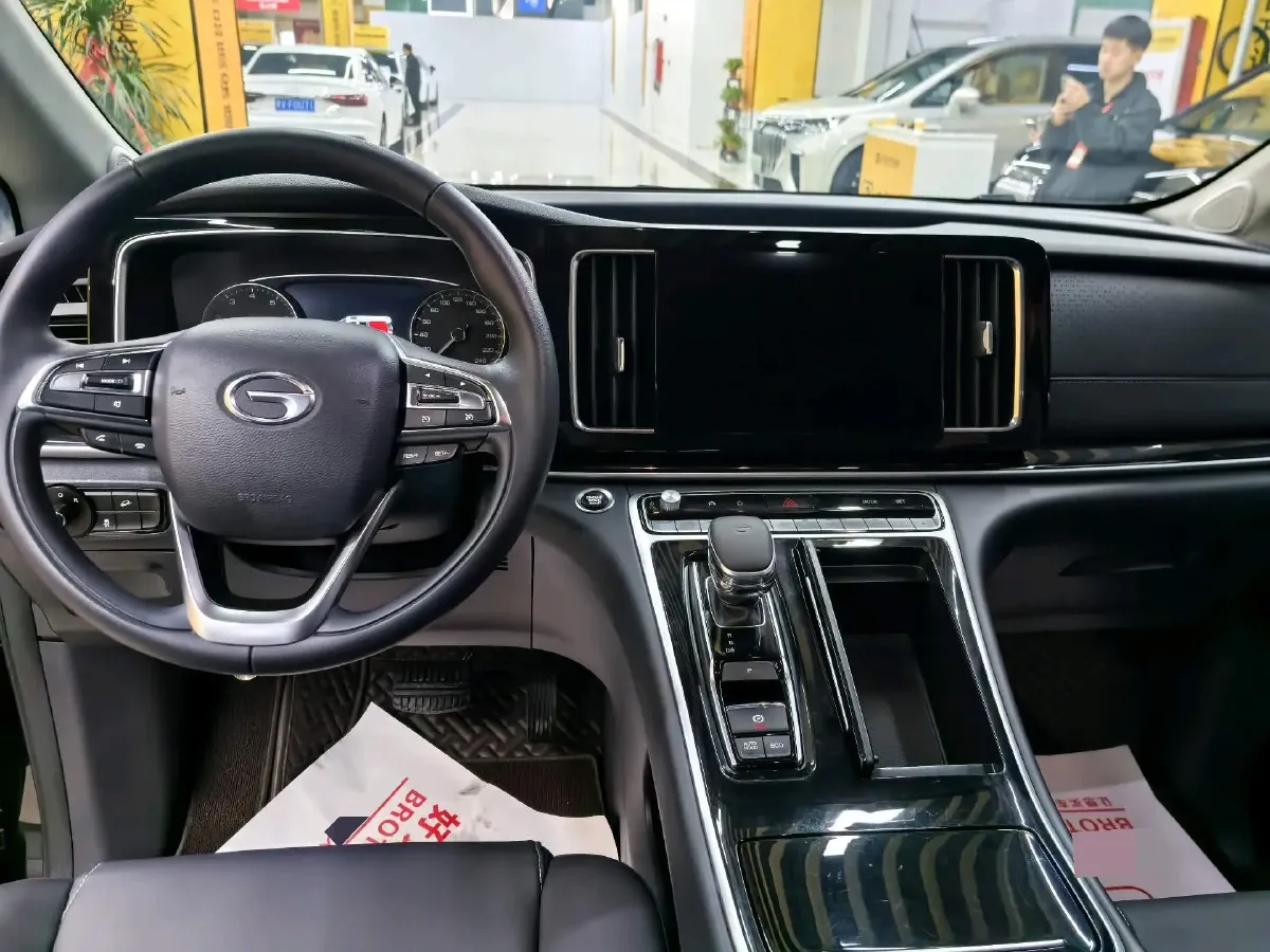 2023 GAC Trumpchi M8 2.0T 252HP L4 8AT,autocango,china used car exporter,china ev exporter,chinese used car exporter,chinese used ev exporter