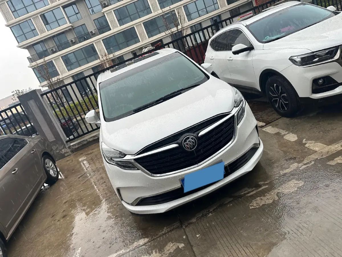 2021 Buick GL8 2.0T 237HP L4 9AT,autocango,china used car exporter,china ev exporter,chinese used car exporter,chinese used ev exporter