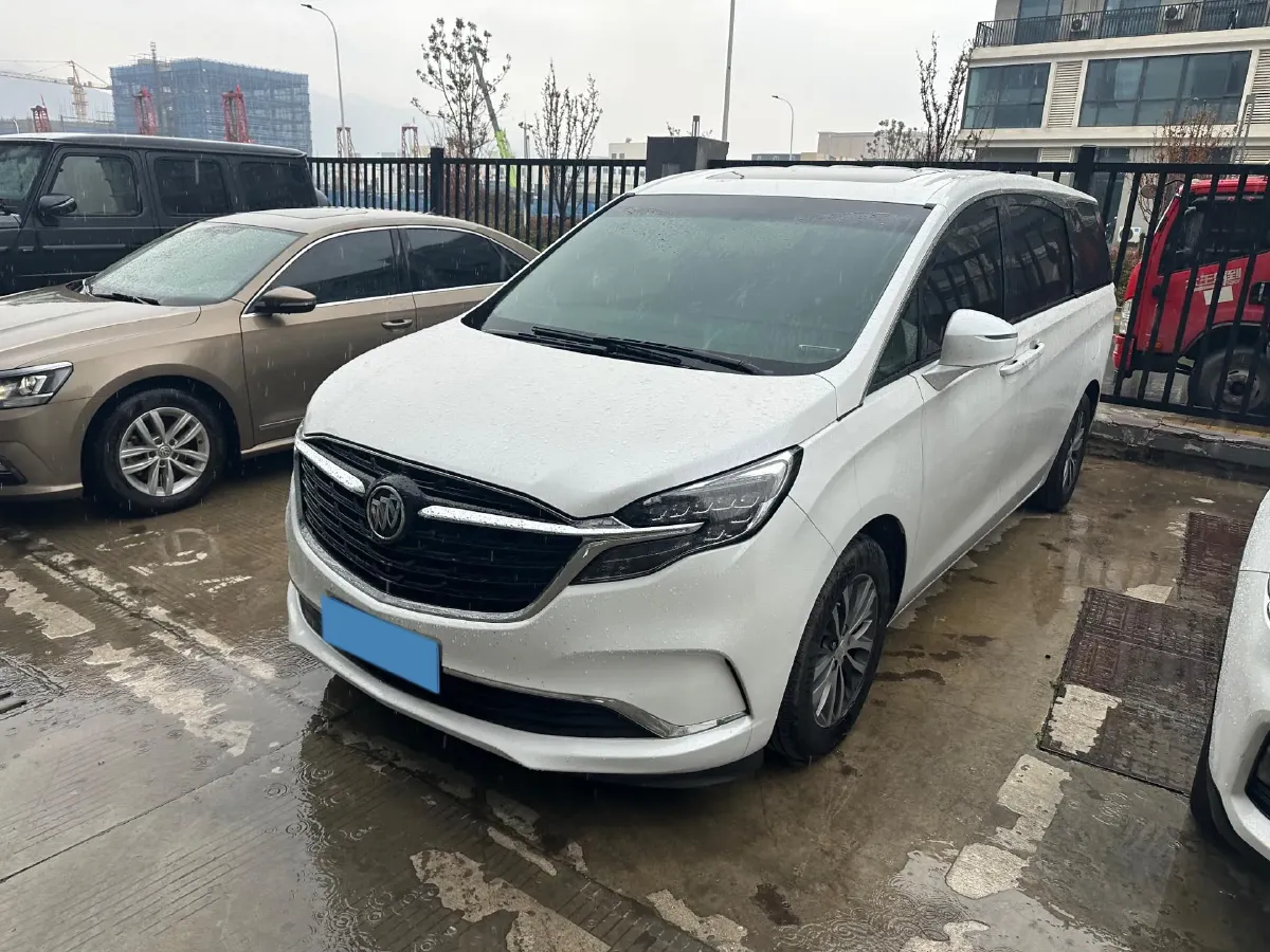2021 Buick GL8 2.0T 237HP L4 9AT,autocango,china used car exporter,china ev exporter,chinese used car exporter,chinese used ev exporter