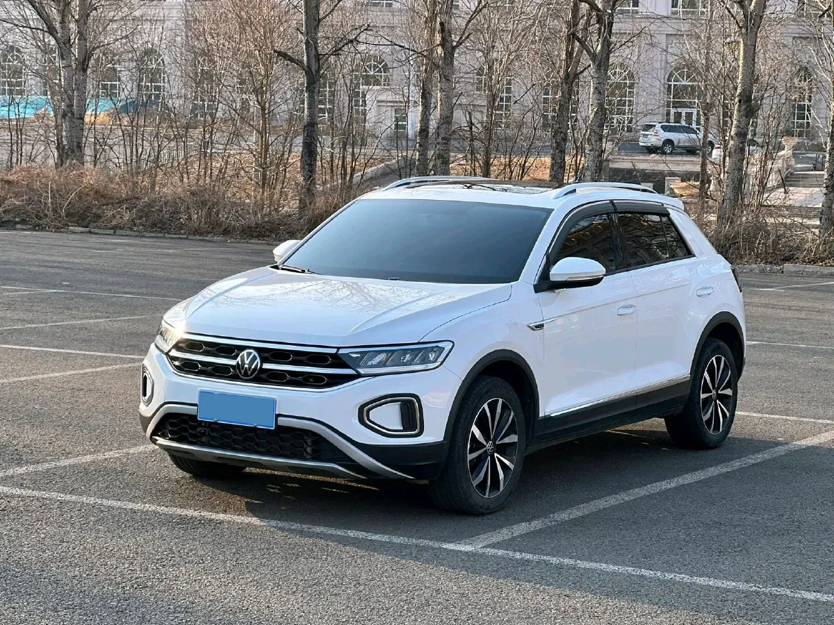 2023 Volkswagen T-Roc 1.4T 150HP L4 7DCT,autocango,china used car exporter,china ev exporter,chinese used car exporter,chinese used ev exporter