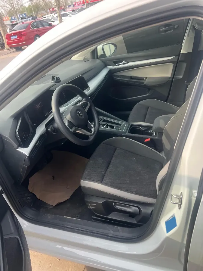 2023 Volkswagen Golf 1.2T 116HP L4 7DCT,autocango,china used car exporter,china ev exporter,chinese used car exporter,chinese used ev exporter
