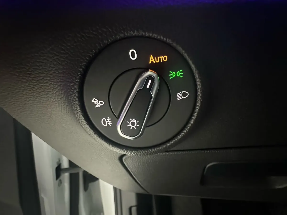 2023 Volkswagen Sagitar 1.4T 150HP L4 7DCT,autocango,china used car exporter,china ev exporter,chinese used car exporter,chinese used ev exporter