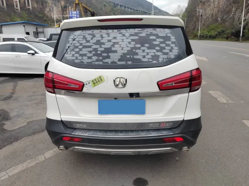 2017 BAIC WeiWang M50F 1.5L 116HP L4 5MT,autocango,china used car exporter,china ev exporter,chinese used car exporter,chinese used ev exporter