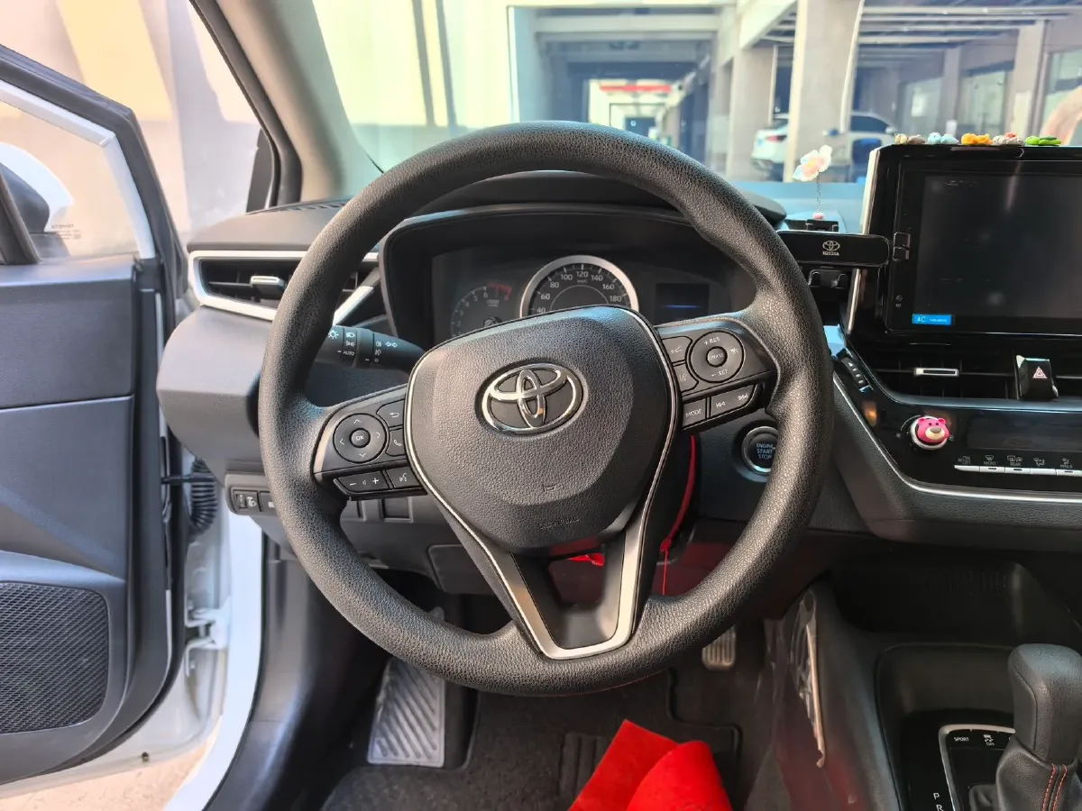 2021 Toyota Corolla 1.2T 116HP L4 CVT,autocango,china used car exporter,china ev exporter,chinese used car exporter,chinese used ev exporter