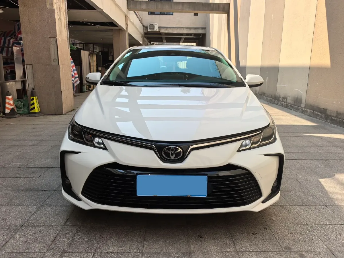 2021 Toyota Corolla 1.2T 116HP L4 CVT,autocango,china used car exporter,china ev exporter,chinese used car exporter,chinese used ev exporter