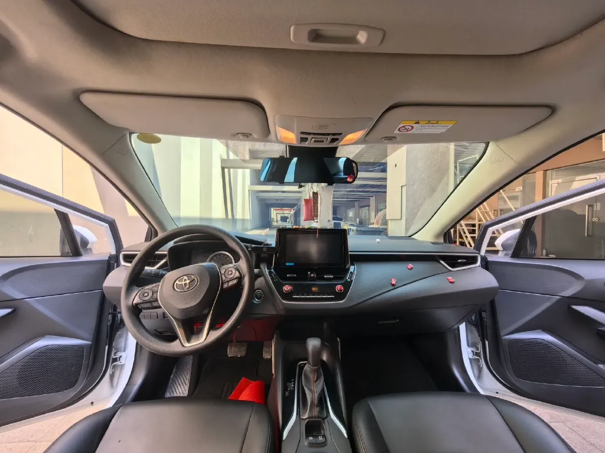 2021 Toyota Corolla 1.2T 116HP L4 CVT,autocango,china used car exporter,china ev exporter,chinese used car exporter,chinese used ev exporter