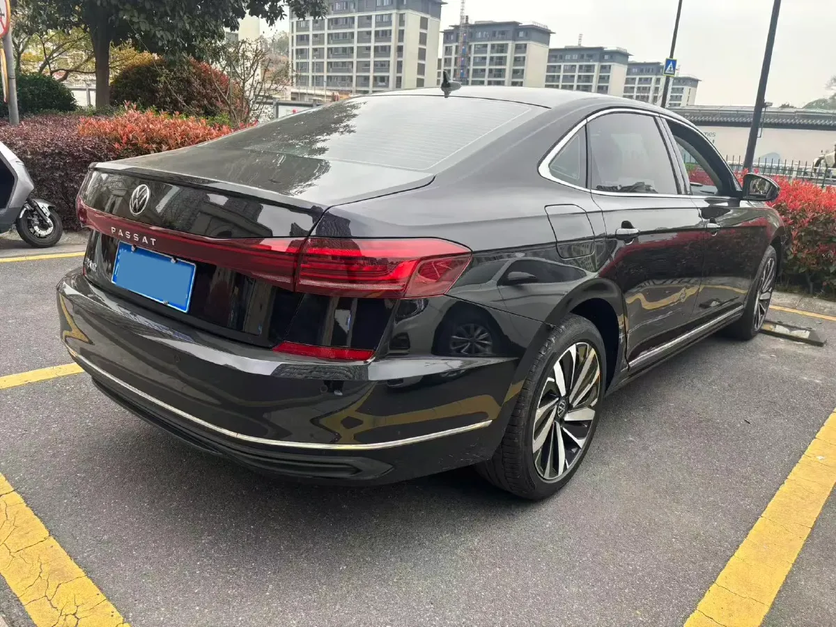 2025 Volkswagen Passat 2.0T 186HP L4 7DCT,autocango,china used car exporter,china ev exporter,chinese used car exporter,chinese used ev exporter