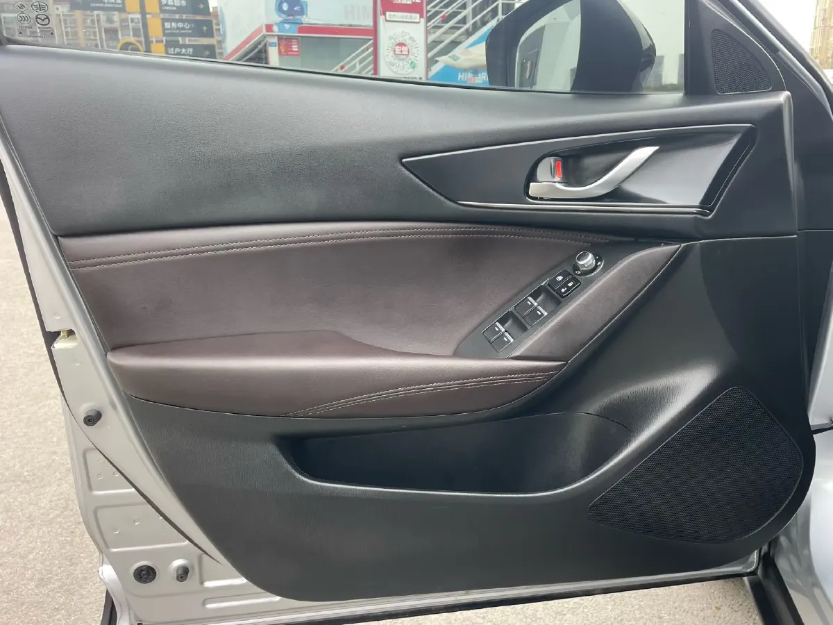 2021 Mazda CX-4 2.0L 158HP L4 6AT,autocango,china used car exporter,china ev exporter,chinese used car exporter,chinese used ev exporter