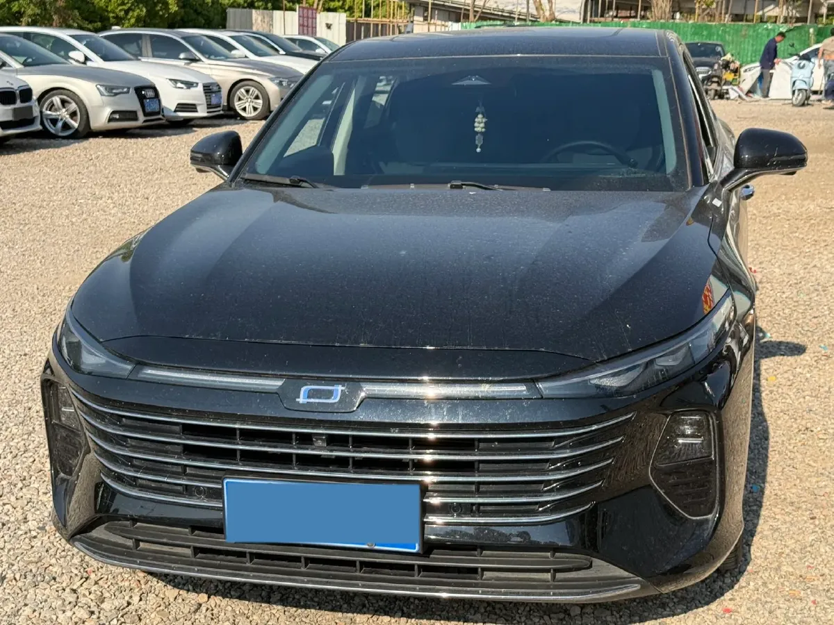 2024 Bestune B70 1.5T 169HP L4 7DCT,autocango,china used car exporter,china ev exporter,chinese used car exporter,chinese used ev exporter