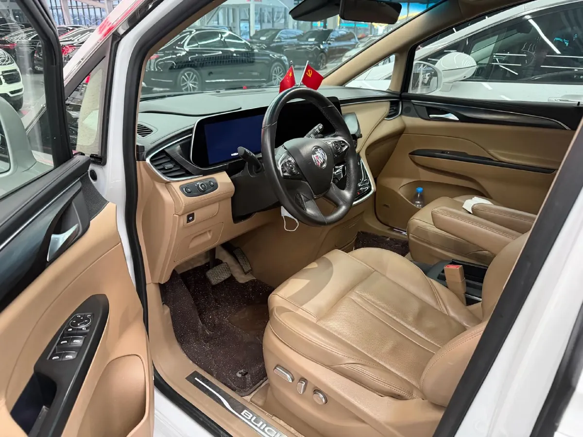 2021 Buick GL8 2.0T 237HP L4 9AT,autocango,china used car exporter,china ev exporter,chinese used car exporter,chinese used ev exporter