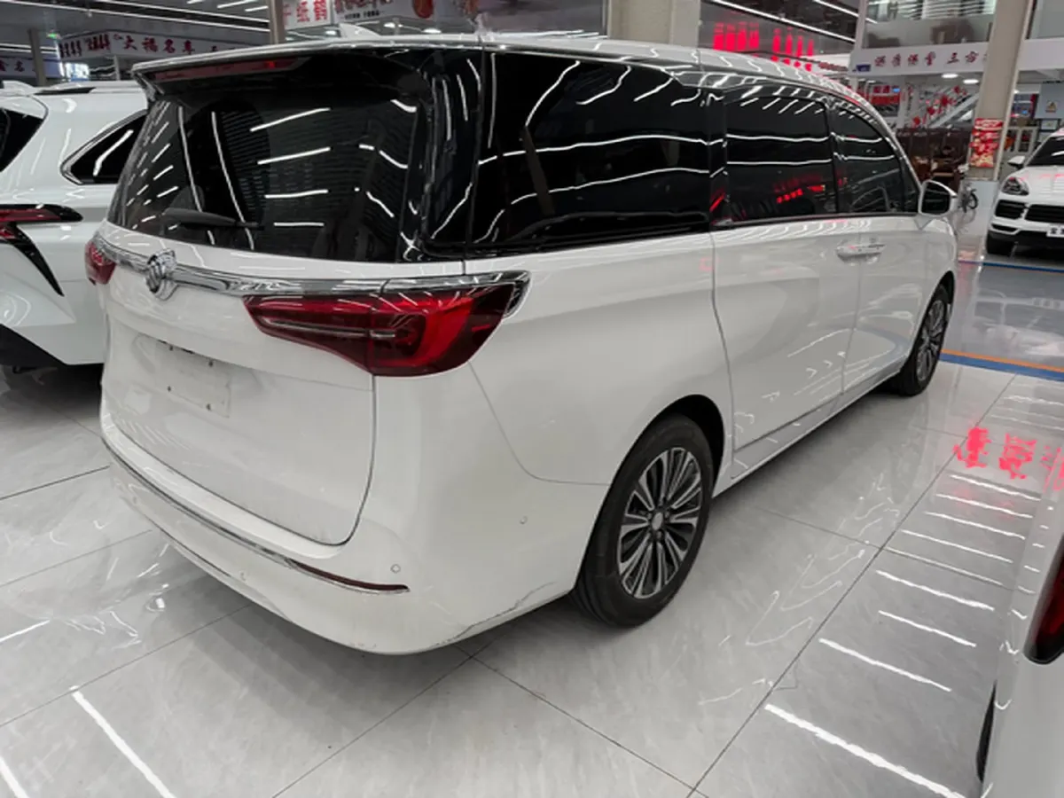 2021 Buick GL8 2.0T 237HP L4 9AT,autocango,china used car exporter,china ev exporter,chinese used car exporter,chinese used ev exporter
