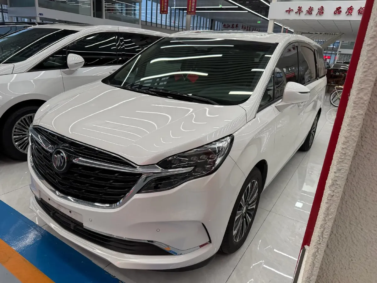2021 Buick GL8 2.0T 237HP L4 9AT,autocango,china used car exporter,china ev exporter,chinese used car exporter,chinese used ev exporter