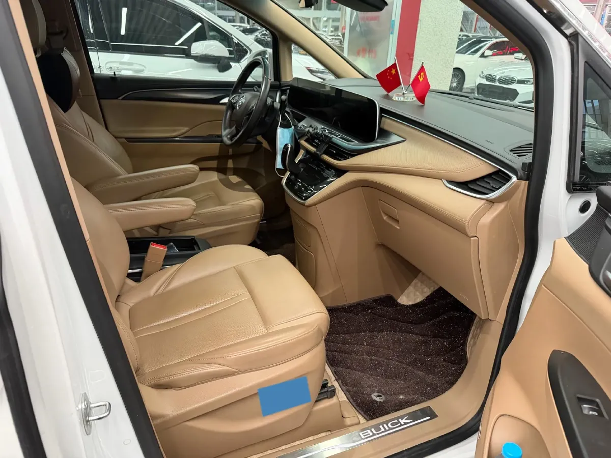 2021 Buick GL8 2.0T 237HP L4 9AT,autocango,china used car exporter,china ev exporter,chinese used car exporter,chinese used ev exporter