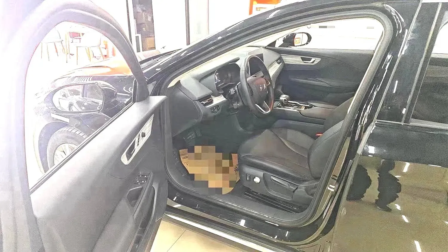 2023 HongQi E-QM5 BEV 54KWH,autocango,china used car exporter,china ev exporter,chinese used car exporter,chinese used ev exporter