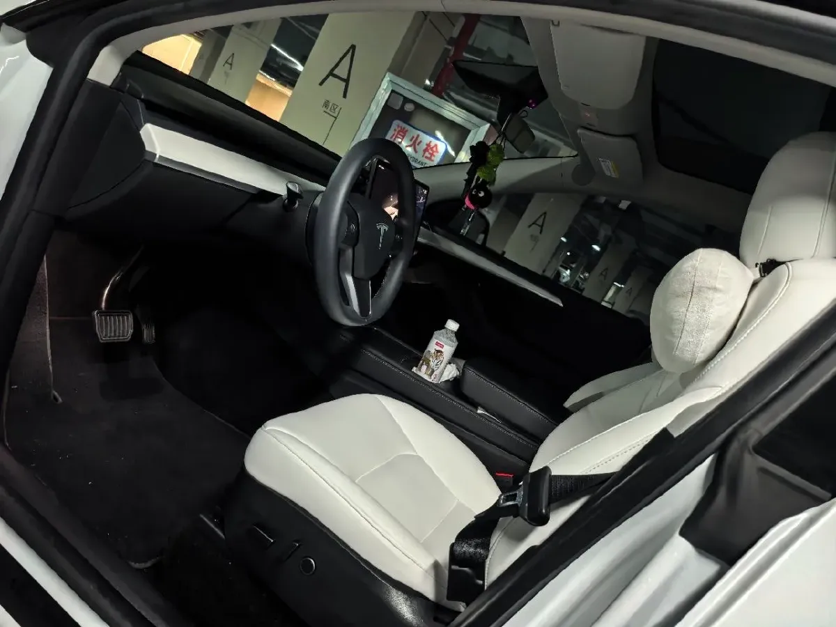 2022 Tesla Model Y BEV 60KWH,autocango,china used car exporter,china ev exporter,chinese used car exporter,chinese used ev exporter