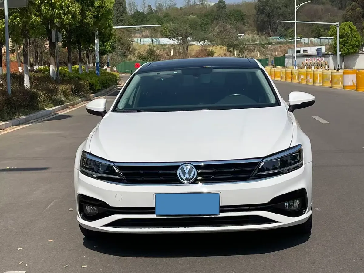 2019 Volkswagen Passat 1.4T 150HP L4 7DCT,autocango,china used car exporter,china ev exporter,chinese used car exporter,chinese used ev exporter