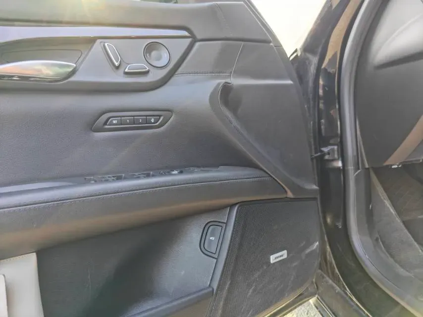 2022 Cadillac CT6 2.0T 237HP L4 10AT,autocango,china used car exporter,china ev exporter,chinese used car exporter,chinese used ev exporter