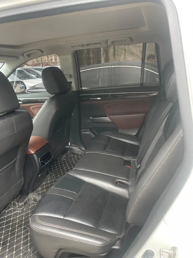 2017 GAC Trumpchi GS8 2.0T 201HP L4 6AT,autocango,china used car exporter,china ev exporter,chinese used car exporter,chinese used ev exporter