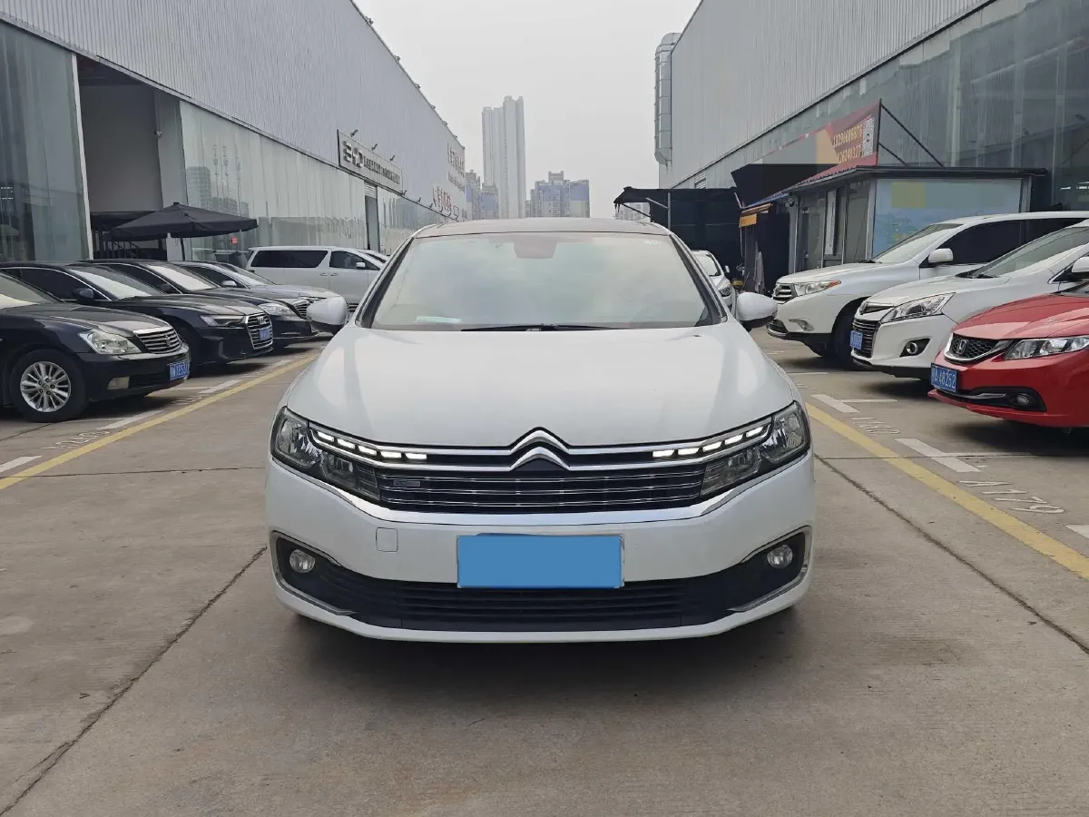 2021 Citroen C6 1.8T 211HP L4 8AT,autocango,china used car exporter,china ev exporter,chinese used car exporter,chinese used ev exporter