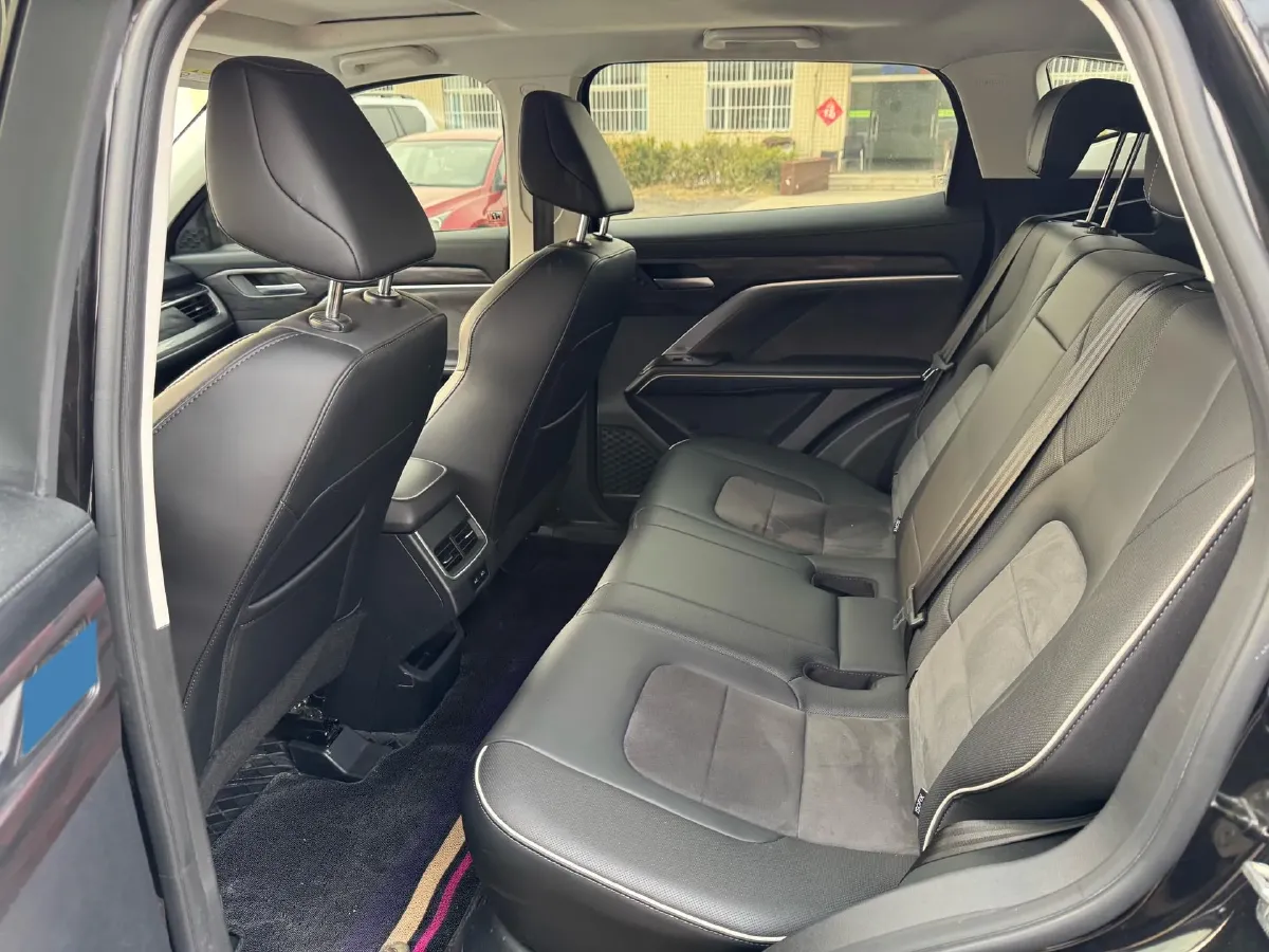 2025 Haval H6 1.5T 150HP L4 7DCT,autocango,china used car exporter,china ev exporter,chinese used car exporter,chinese used ev exporter