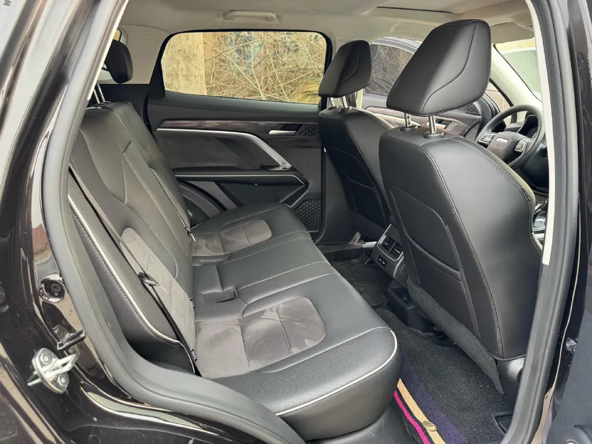 2025 Haval H6 1.5T 150HP L4 7DCT,autocango,china used car exporter,china ev exporter,chinese used car exporter,chinese used ev exporter