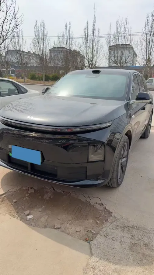 2025 Li L6 Range Extended 154HP L4 REEV,autocango,china used car exporter,china ev exporter,chinese used car exporter,chinese used ev exporter