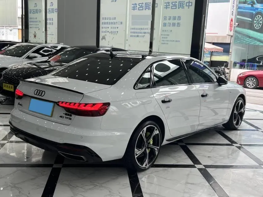 2024 Audi A4L 2.0T 190HP L4 7DCT,autocango,china used car exporter,china ev exporter,chinese used car exporter,chinese used ev exporter
