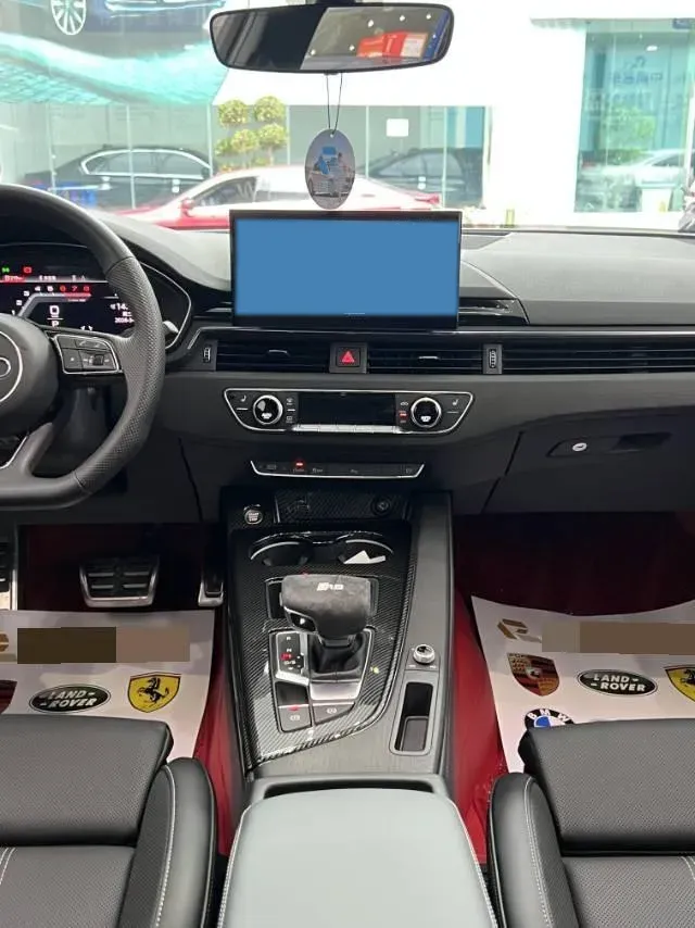 2024 Audi A4L 2.0T 190HP L4 7DCT,autocango,china used car exporter,china ev exporter,chinese used car exporter,chinese used ev exporter